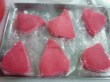 Load image into Gallery viewer, Frozen (CO Treated) Tuna Steaks
